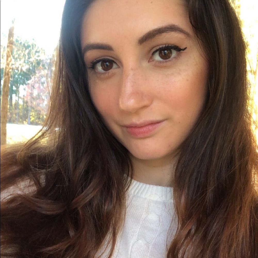 Meet your Posher, Izzy
